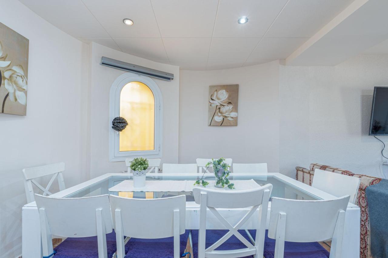 Goldhome - Carlit - Casa 9 Habitaciones, Piscina Privada, Sala De Juegos เอมปูเรียบราบา ภายนอก รูปภาพ