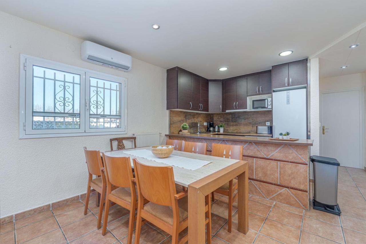 Goldhome - Carlit - Casa 9 Habitaciones, Piscina Privada, Sala De Juegos เอมปูเรียบราบา ภายนอก รูปภาพ