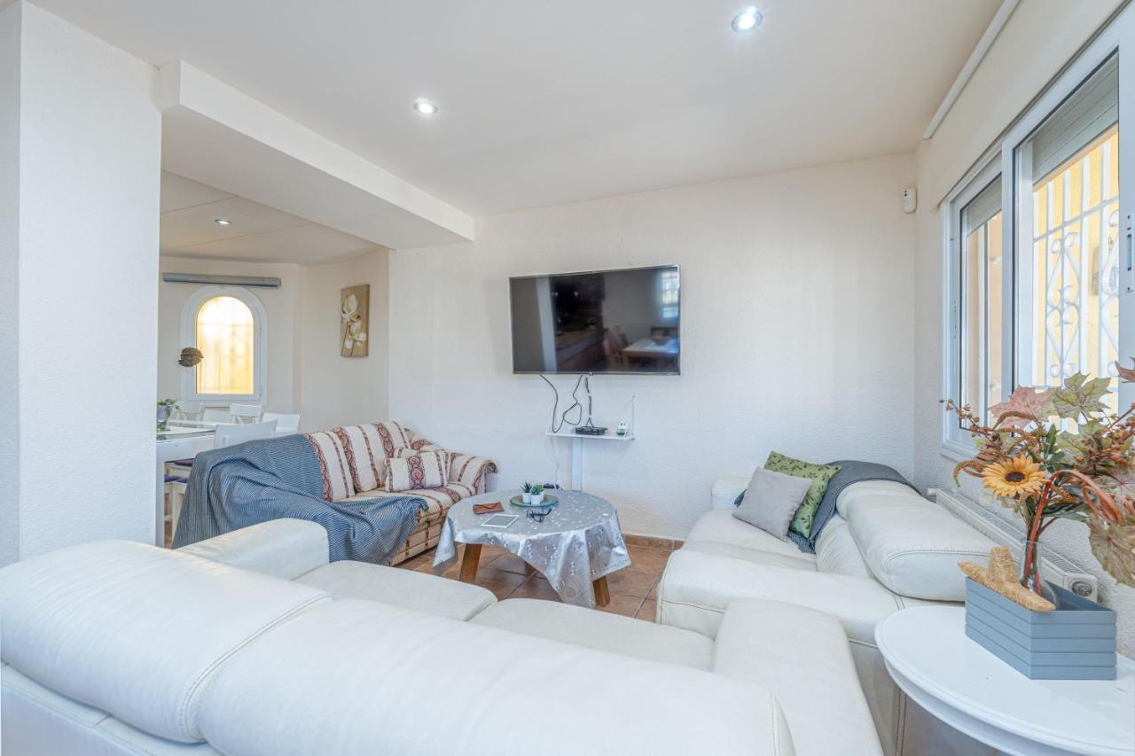Goldhome - Carlit - Casa 9 Habitaciones, Piscina Privada, Sala De Juegos เอมปูเรียบราบา ภายนอก รูปภาพ