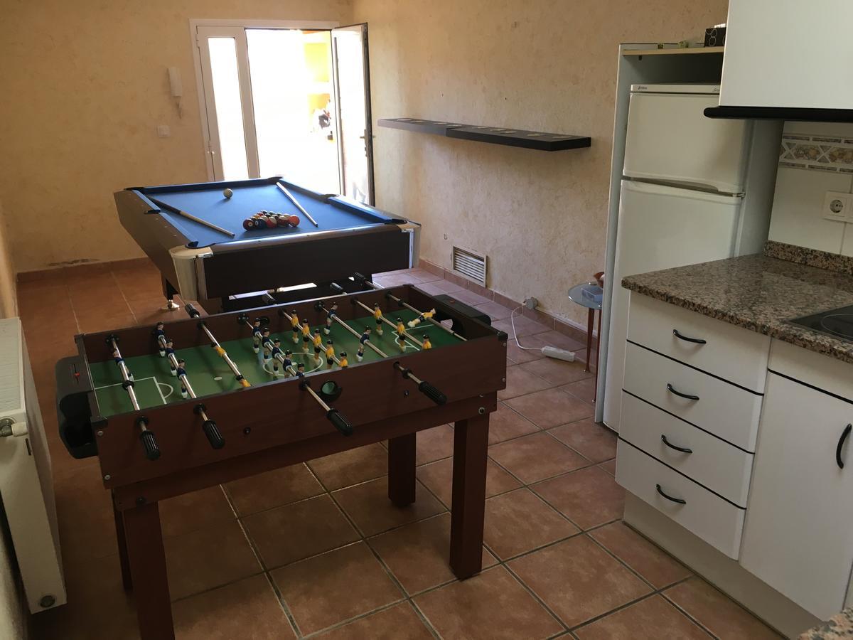 Goldhome - Carlit - Casa 9 Habitaciones, Piscina Privada, Sala De Juegos เอมปูเรียบราบา ภายนอก รูปภาพ