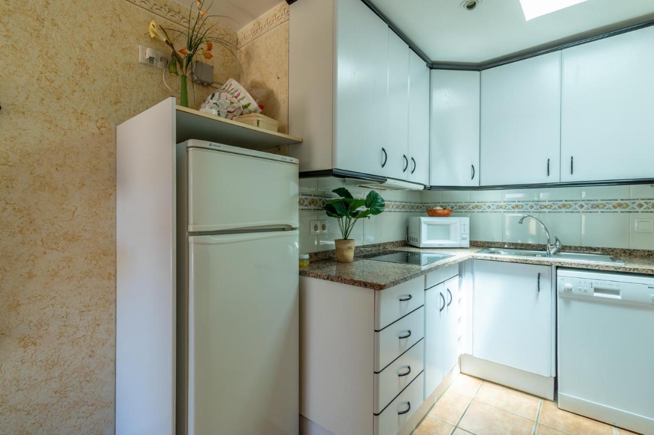 Goldhome - Carlit - Casa 9 Habitaciones, Piscina Privada, Sala De Juegos เอมปูเรียบราบา ภายนอก รูปภาพ