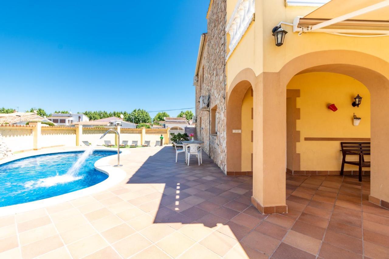 Goldhome - Carlit - Casa 9 Habitaciones, Piscina Privada, Sala De Juegos เอมปูเรียบราบา ภายนอก รูปภาพ