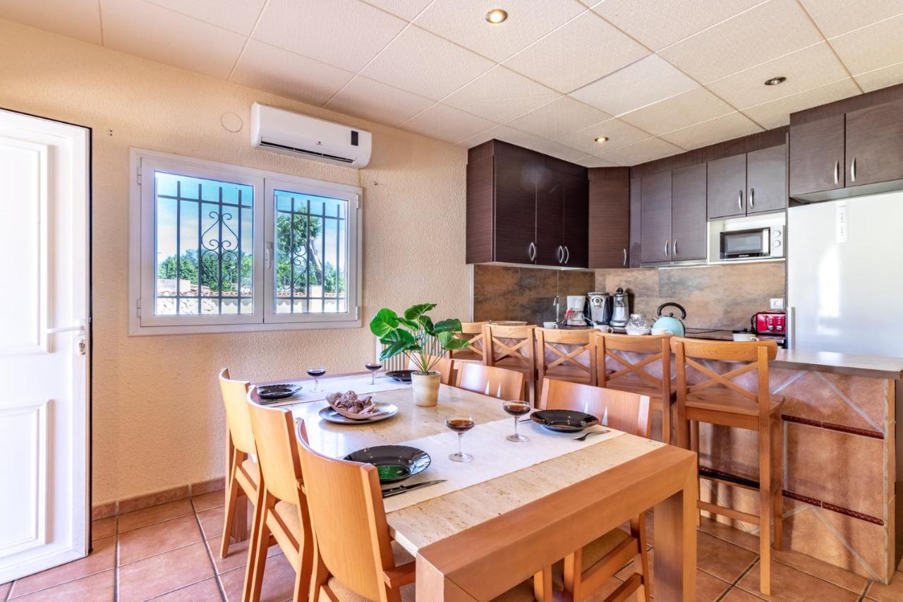 Goldhome - Carlit - Casa 9 Habitaciones, Piscina Privada, Sala De Juegos เอมปูเรียบราบา ภายนอก รูปภาพ
